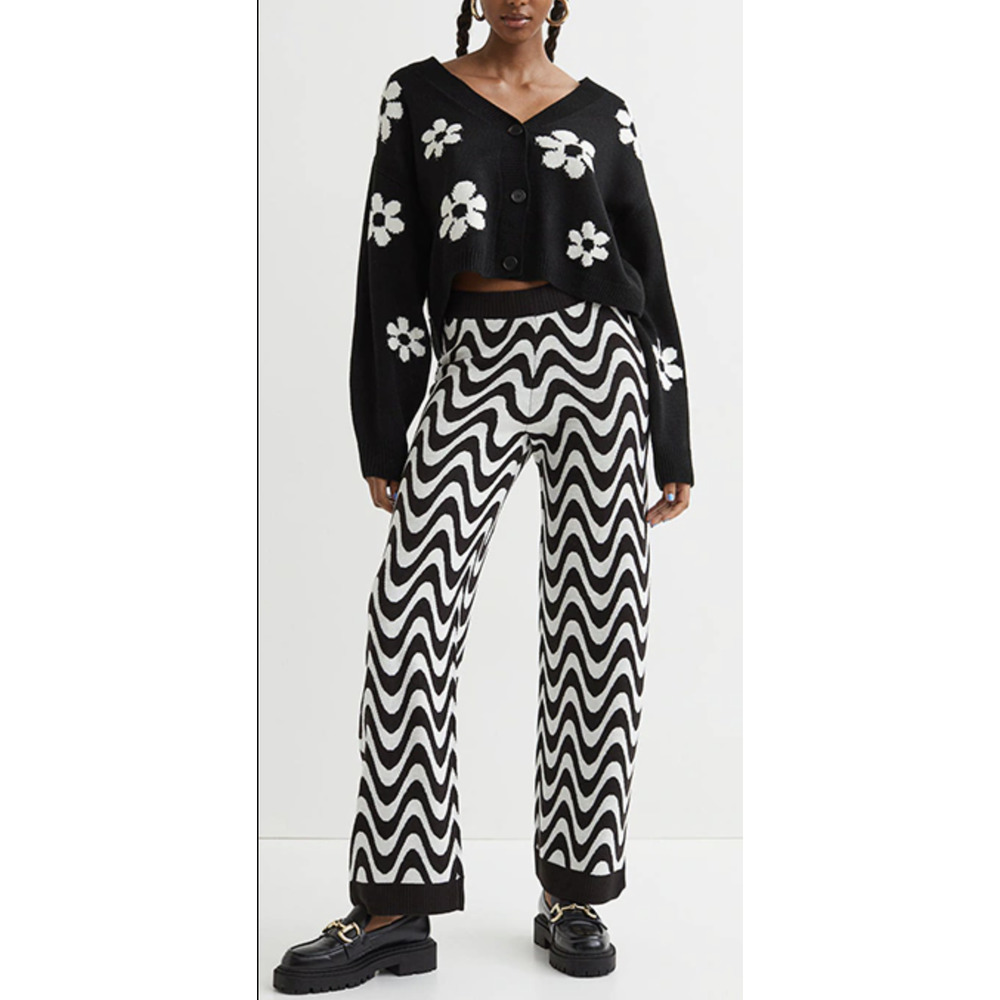 Women M H&M Divided Wide Leg Knit Pants White Black Swirl Pattern Elastic Waist